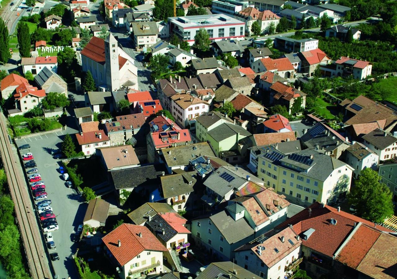 Gasthof Zur Sonne Lasa Buitenkant foto